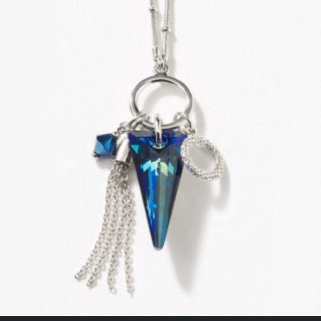 Touchstone Crystal New Necklace 200$